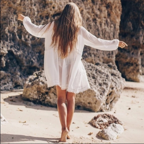 Boho Cottagecore White Long Sleeve Sheer Cover Up Tunic - Picture 2 of 7